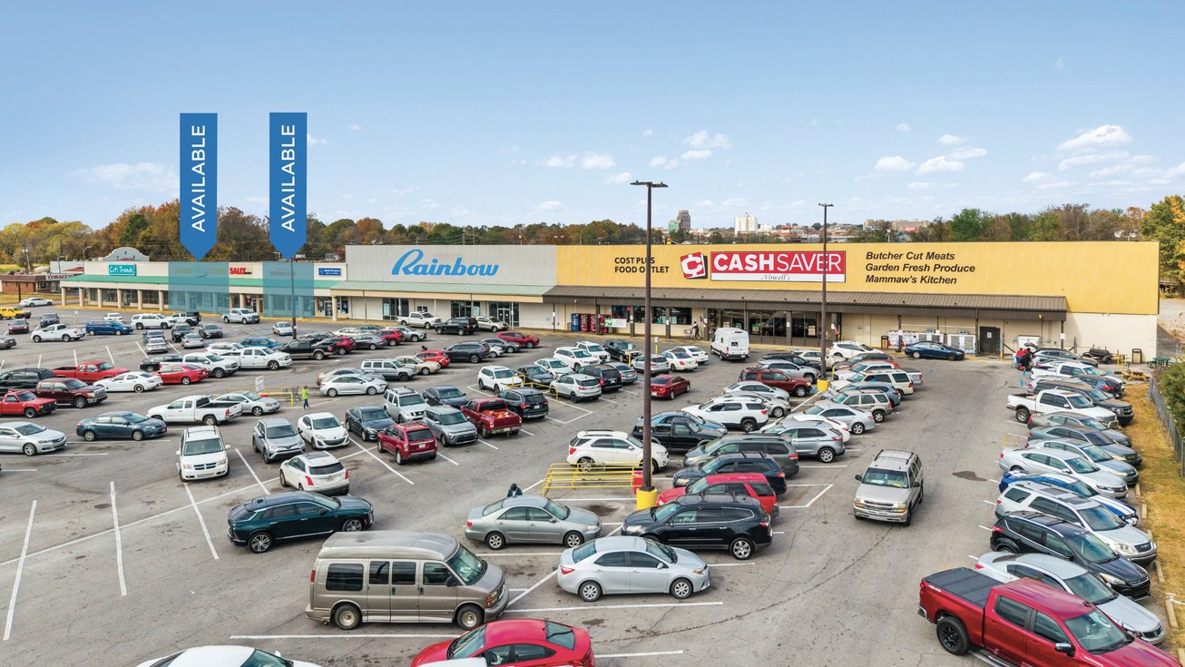 1700 North Frontage Road Retail
