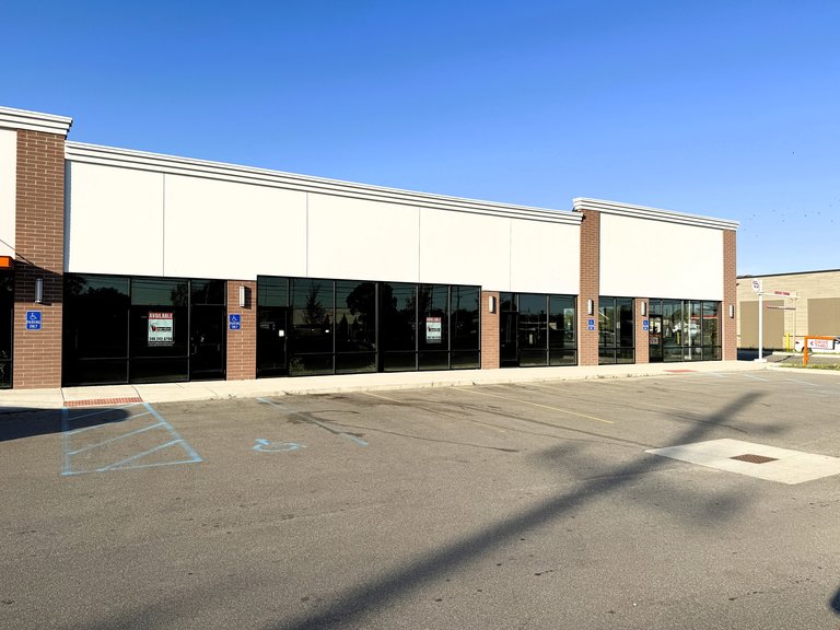 13343 East 10 Mile Road, Warren, MI, For Lease, Image-2