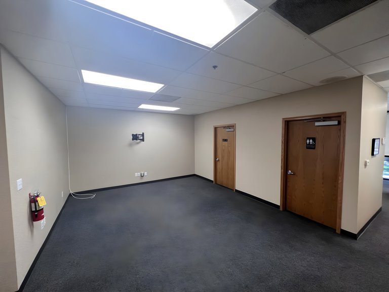 530 Kings County Drive, Hanford, CA, For Lease, Image-2