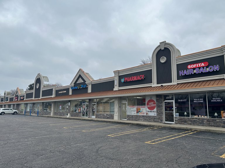 28423–28519 5 Mile Rd, Livonia, MI, For Lease, Image-4