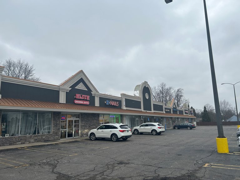 28423–28519 5 Mile Rd, Livonia, MI, For Lease, Image-11