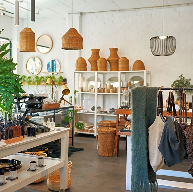 81106 Highway 111 Retail photo 6