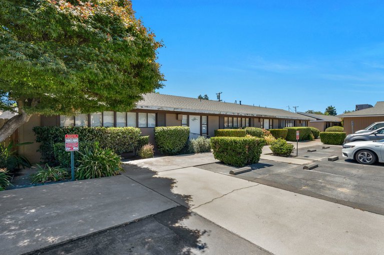 1215 Rose Ave, Selma, CA, For Lease, Image-12