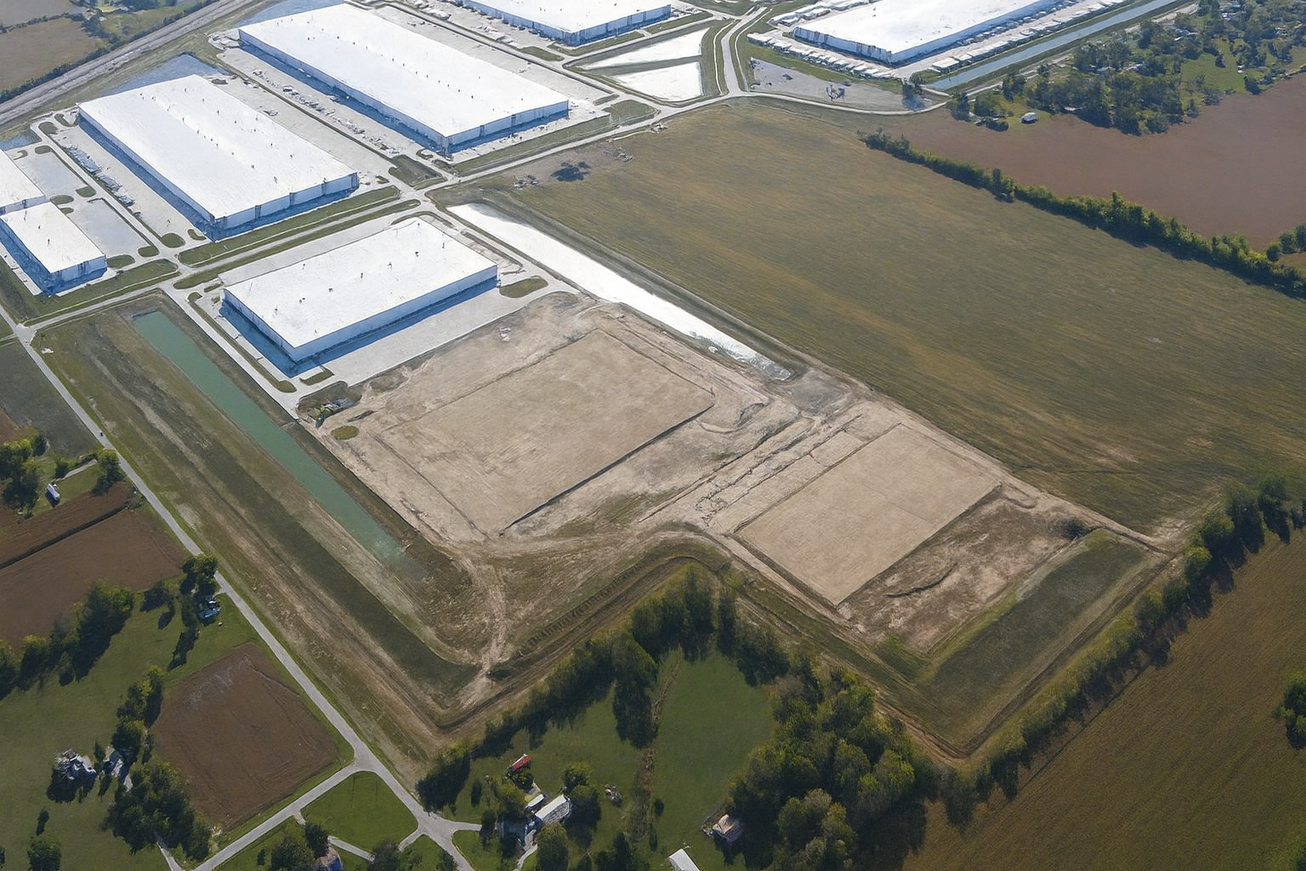 5832 N. Graham Rd Industrial