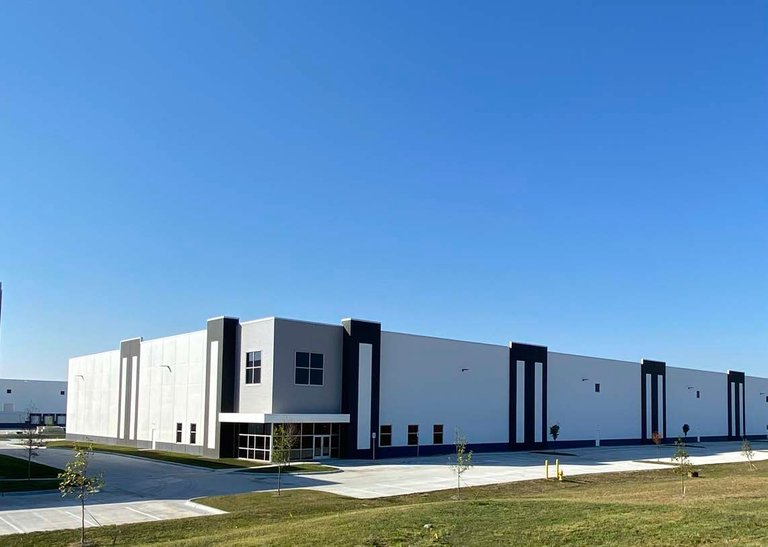 5885 N Graham Rd Industrial photo 2