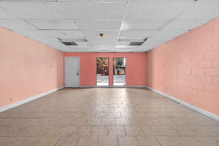 2005 W Ashland Ave, Visalia, CA, For Lease, Image-5