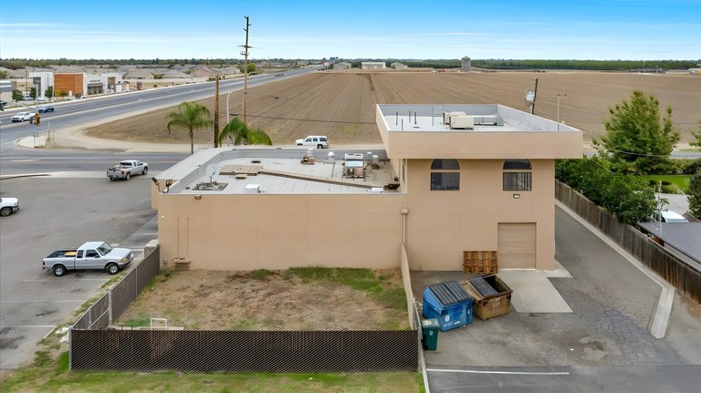 1088 N Mooney Blvd, Tulare, CA, For Lease, Image-4