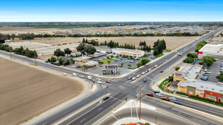 1088 N Mooney Blvd, Tulare, CA, For Lease, Image-9