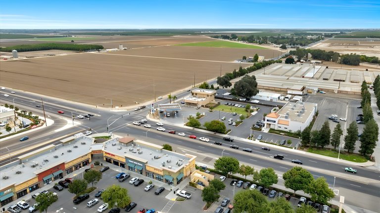 1088 N Mooney Blvd, Tulare, CA, For Lease, Image-14