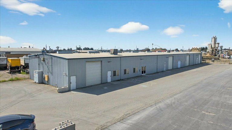 3439 S Chestnut Ave, Fresno, CA, For Lease, Image-1