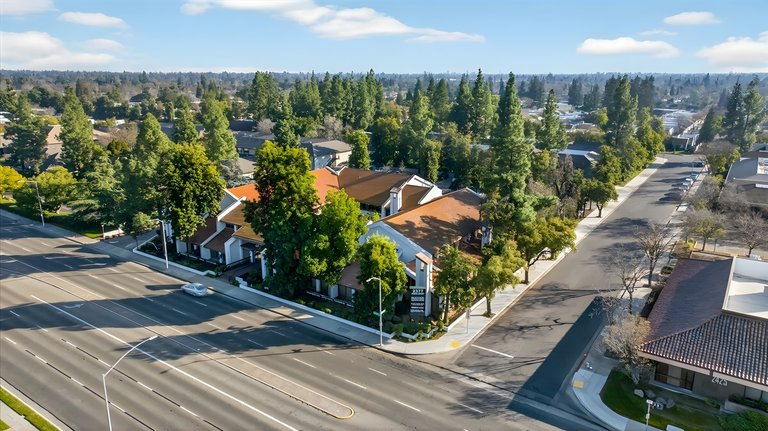2377 W Shaw Ave, Fresno, CA, For Lease, Image-9