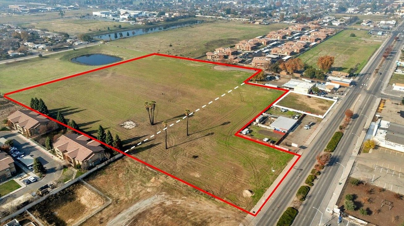 2542 S Elm Avenue Land/Development