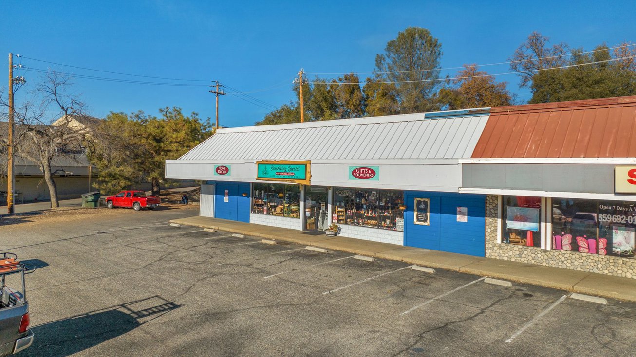40120 Highway 41, Suite J Retail