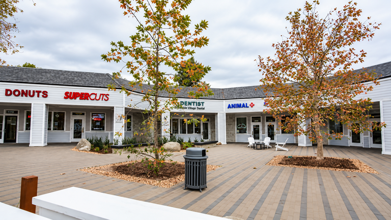 1724–1772 E Avenida de los Arboles, Thousand Oaks, CA, For Lease, Image-1