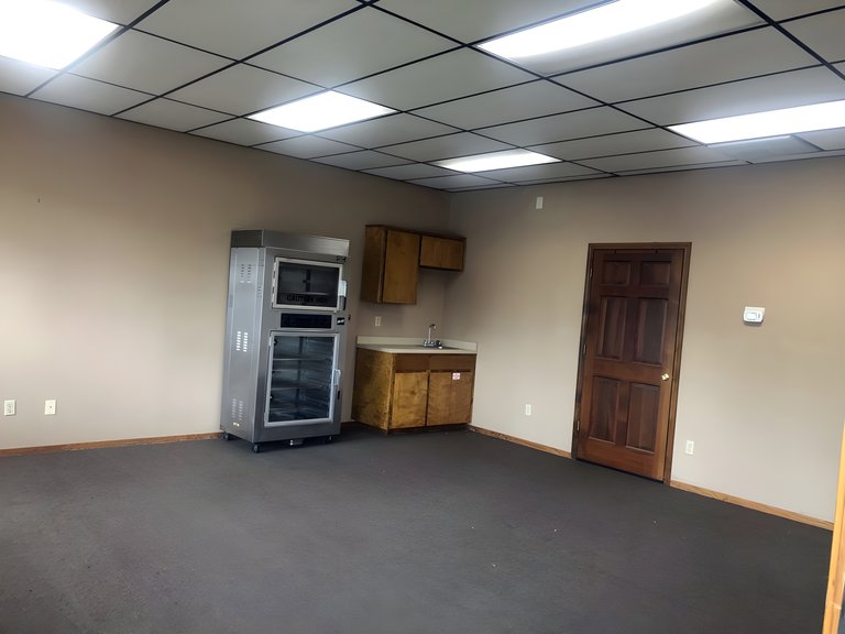 177 W Henderson Ave, Porterville, CA, For Lease, Image-12