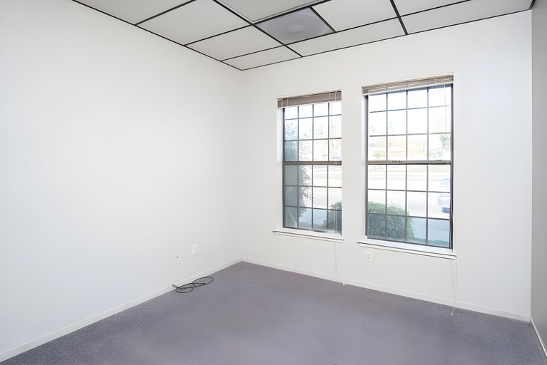 177 W Henderson Ave, Porterville, CA, For Lease, Image-10