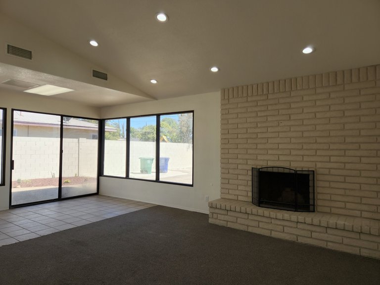 445 W Dakota Ave, Fresno, CA, For Lease, Image-12