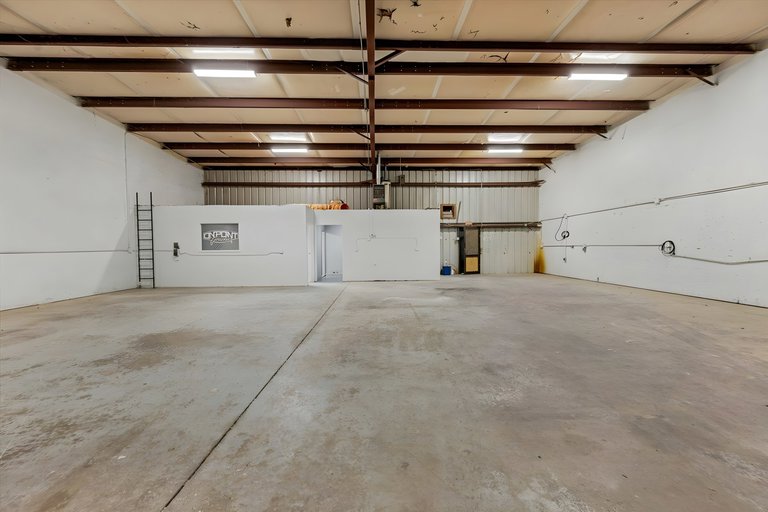 1839 S Thunderbolt Dr, Porterville, CA, For Lease, Image-13