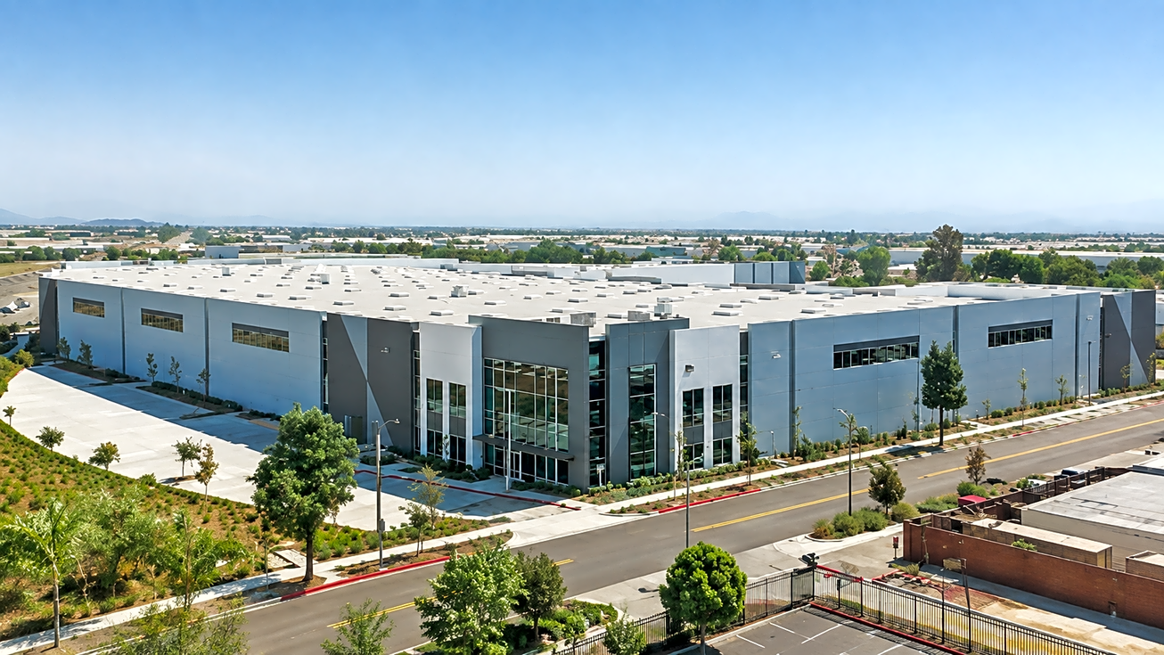 605 South Bon View Avenue Industrial