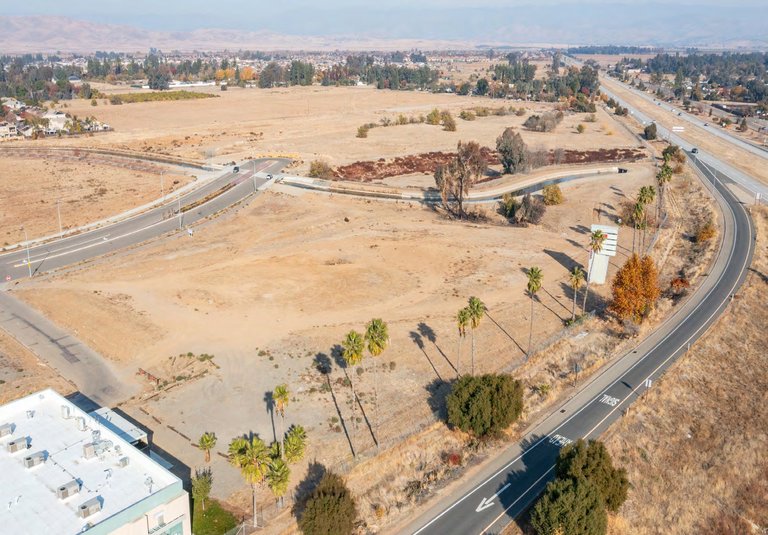 SEC Temperance Ave & Owens Mountain Pkwy, Clovis, CA, For Lease, Image-2