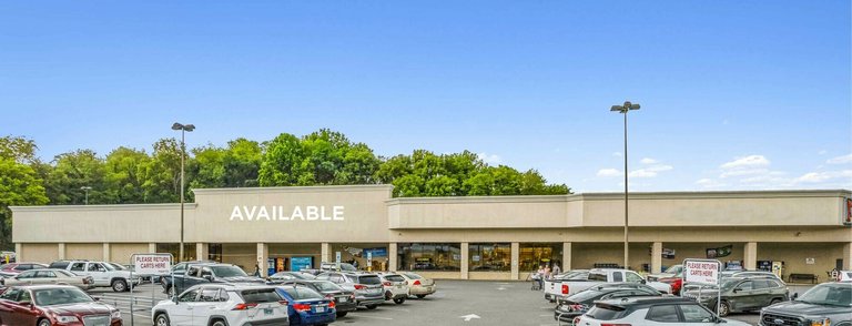 910 North Main Street, Marion, VA, For Lease, Image-1