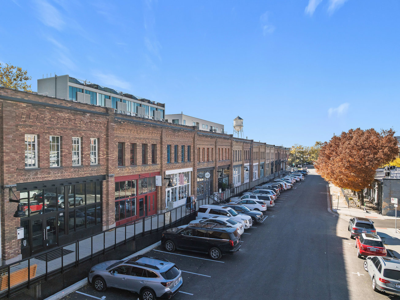 325-331 W. Pierpont Ave Multifamily