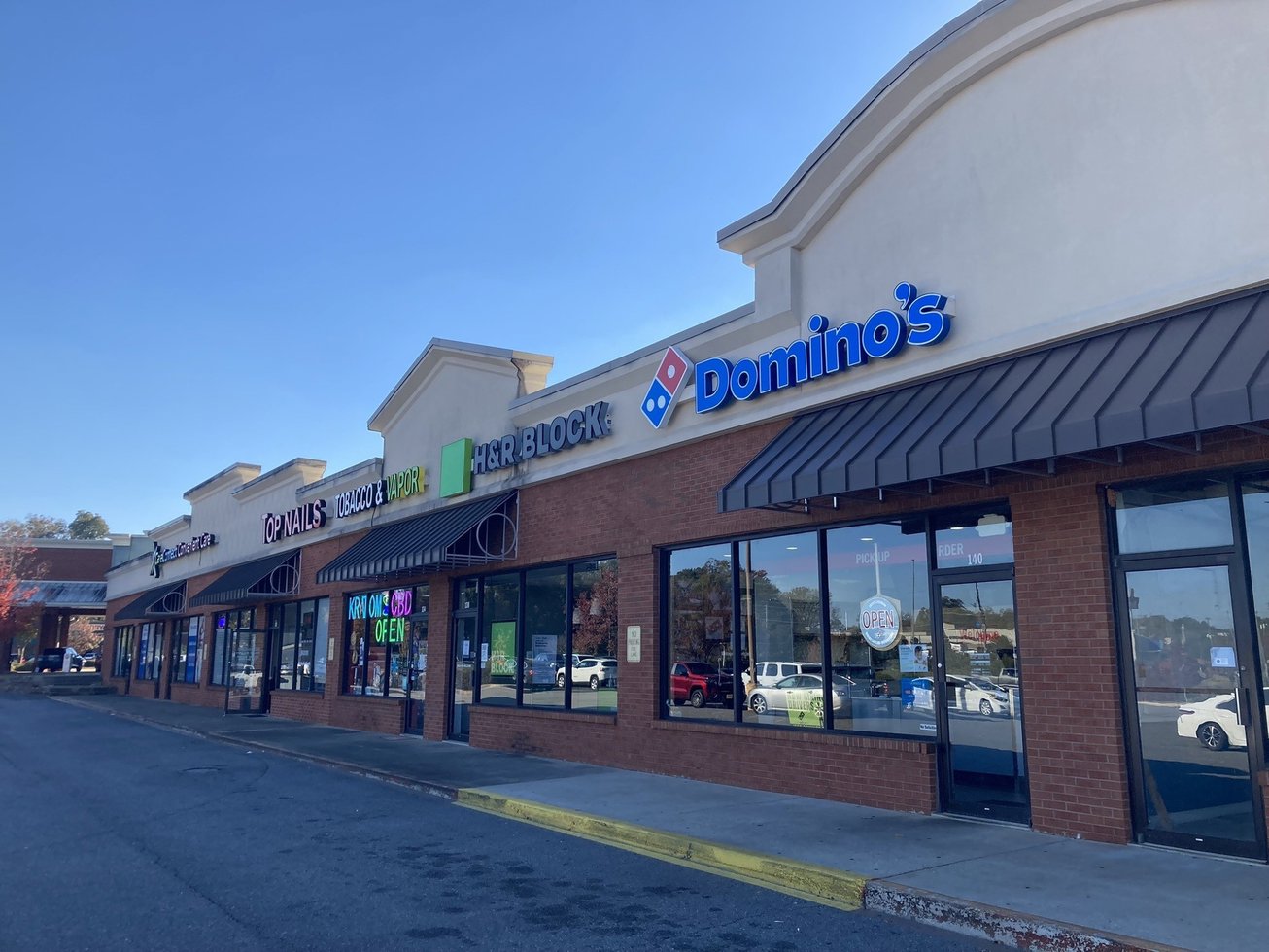 126 North Lee Street Retail