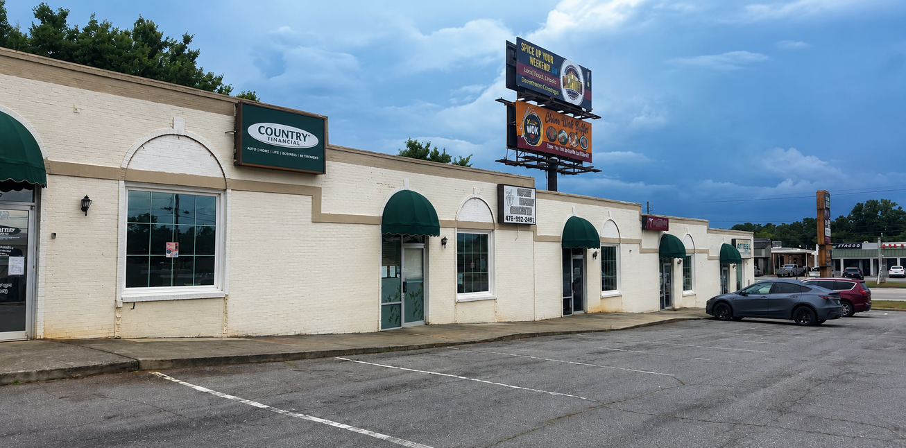 1820 North Columbia Street Retail