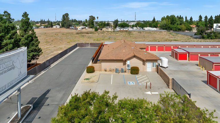3088 W Clinton Ave, Fresno, CA, For Lease, Image-15