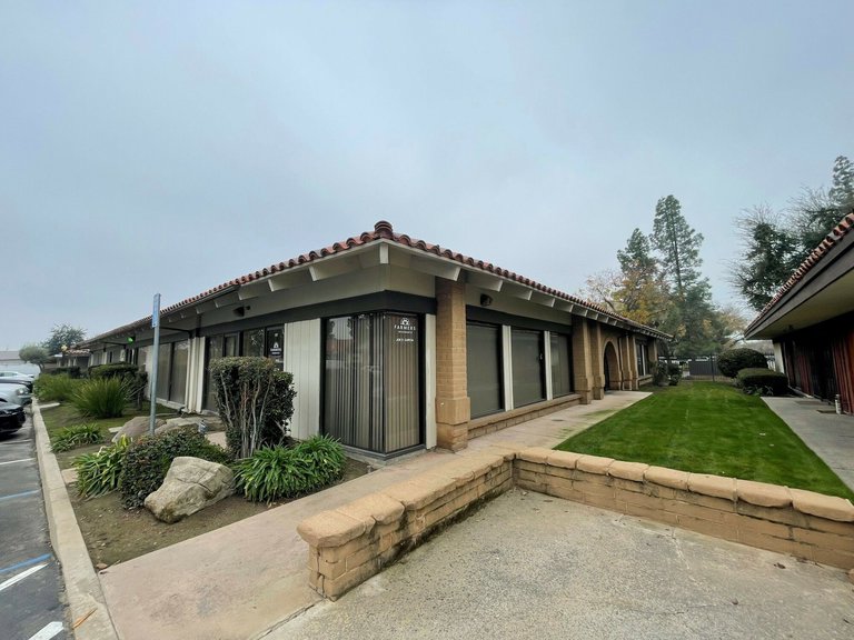 5070 North 6th Street, Fresno, CA, For Lease, Image-4