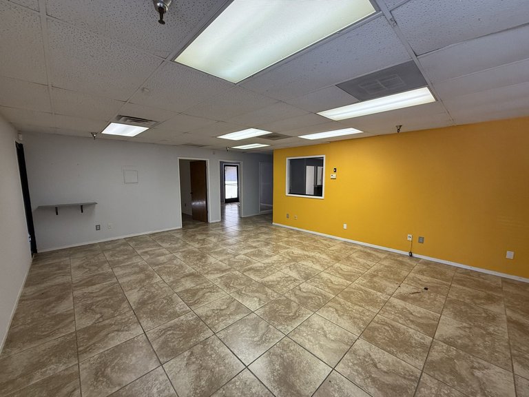 5756 N Marks Ave, Fresno, CA, For Lease, Image-15