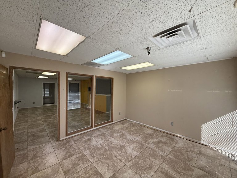 5756 N Marks Ave, Fresno, CA, For Lease, Image-4