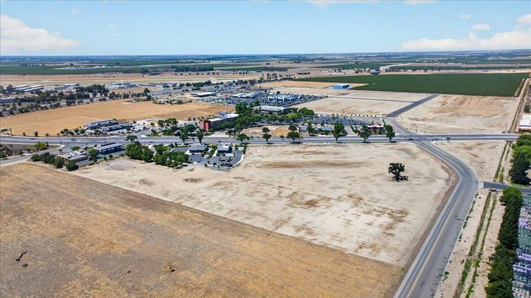 3 N Plaza, Visalia, CA, For Lease, Image-7