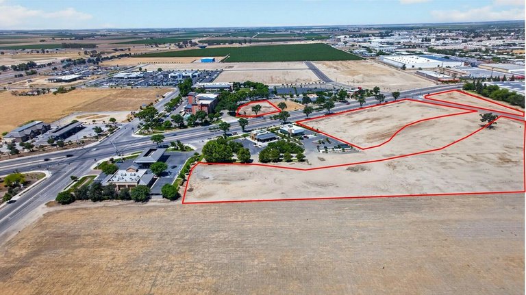 3 N Plaza, Visalia, CA, For Lease, Image-4