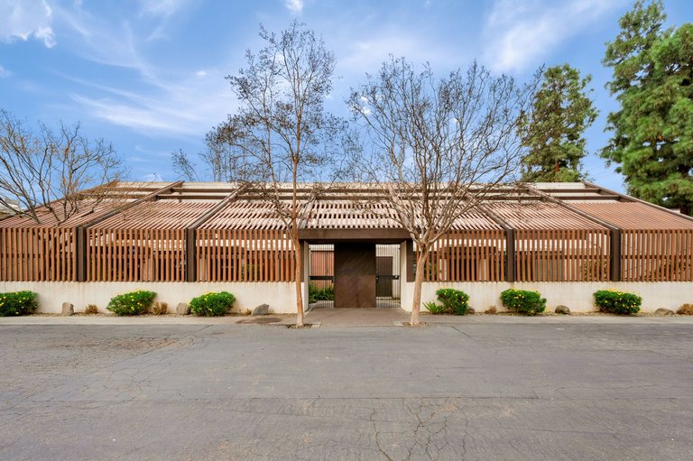 4685 N Cedar Ave, Fresno, CA, For Lease, Image-1