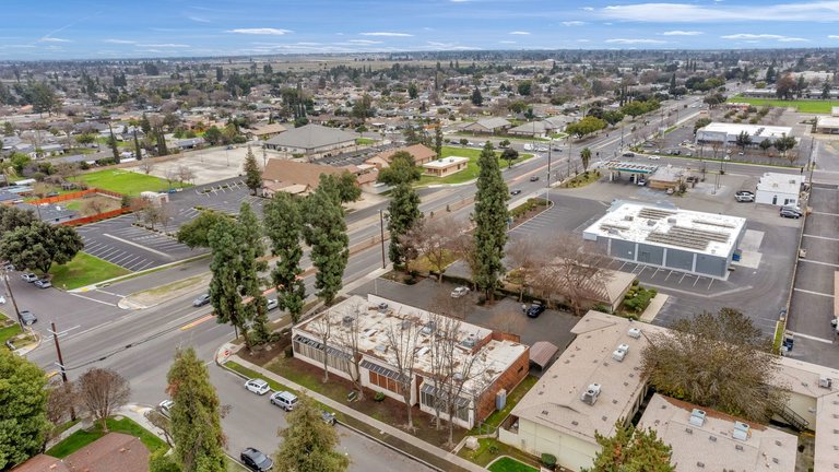 4685 N Cedar Ave, Fresno, CA, For Lease, Image-11