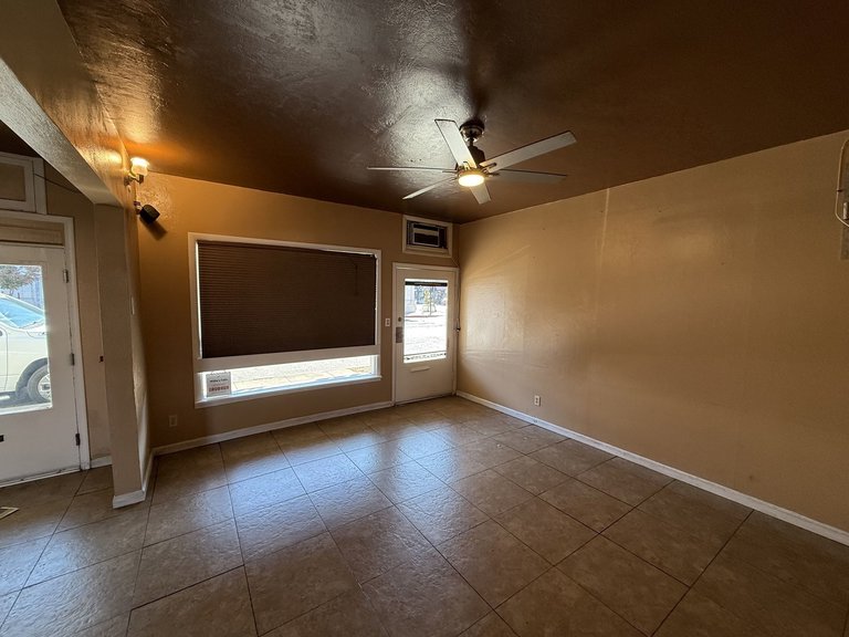 1058 G St, Reedley, CA, For Lease, Image-5