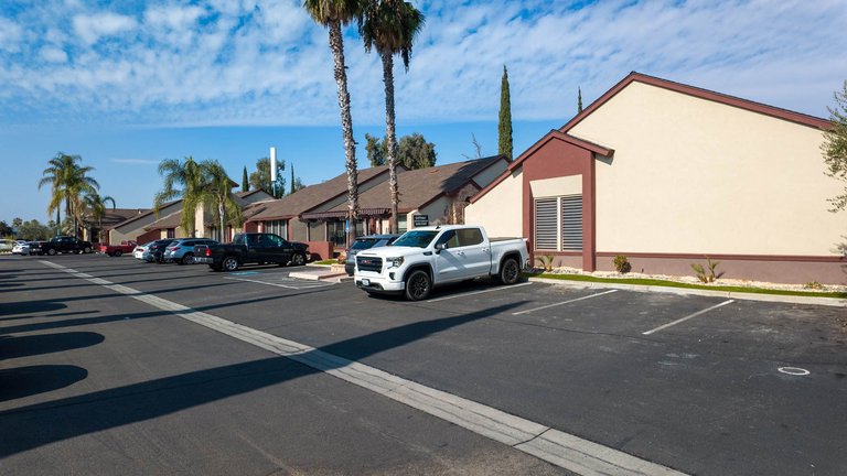 4991 E McKinley Ave, Fresno, CA, For Lease, Image-10