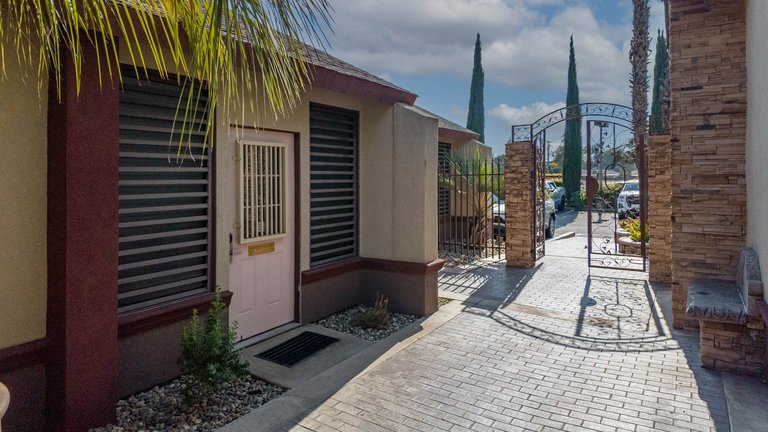 4991 E McKinley Ave, Fresno, CA, For Lease, Image-11
