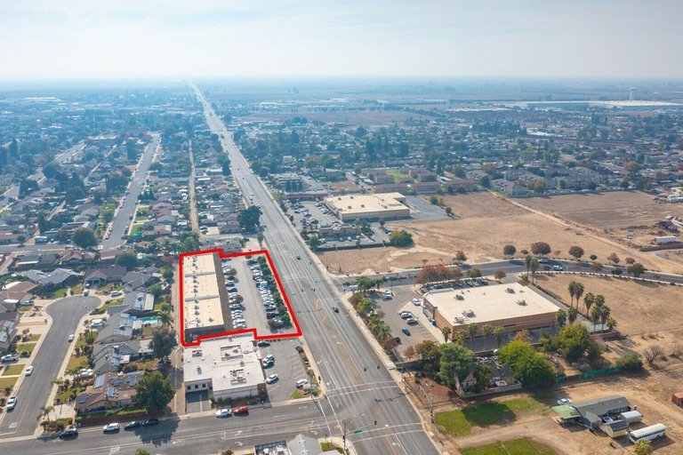 820 N Alta Ave, Dinuba, CA, For Lease, Image-2