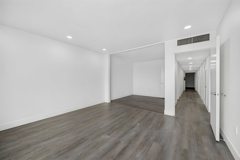 28-40 E Minarets Ave, Fresno, CA, For Lease, Image-11