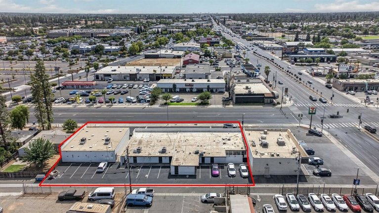28-40 E Minarets Ave, Fresno, CA, For Lease, Image-5