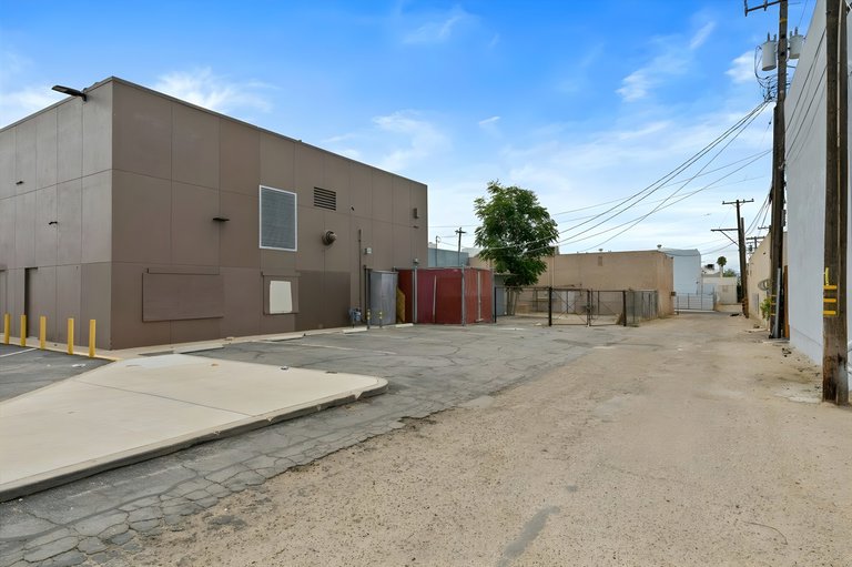 1305 N Chester Ave, Bakersfield, CA, For Lease, Image-5