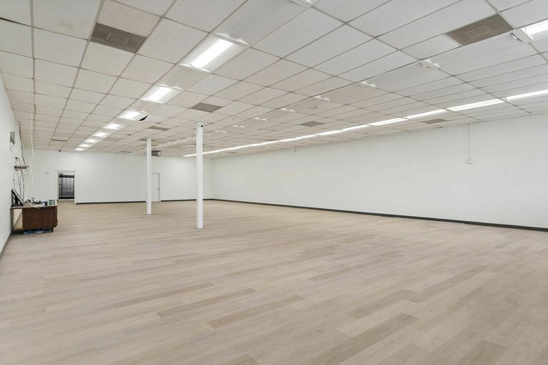 1305 N Chester Ave, Bakersfield, CA, For Lease, Image-11