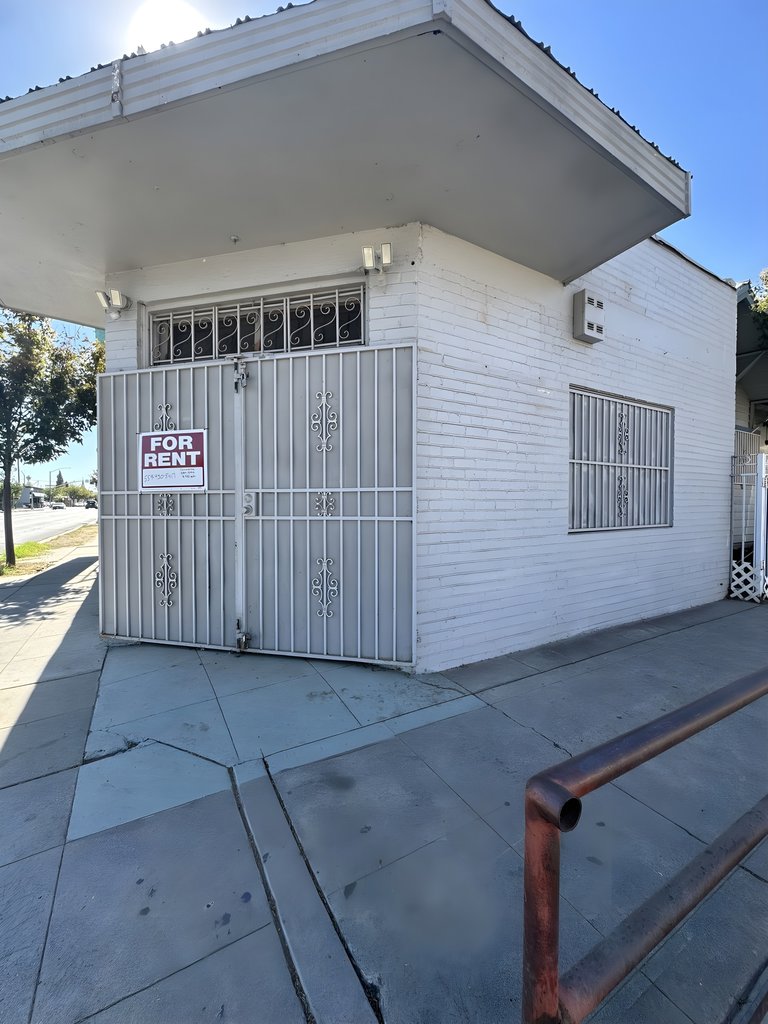 365 N Fresno St, Fresno, CA, For Lease, Image-1