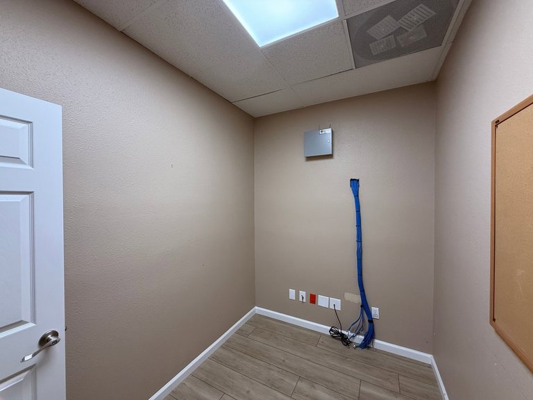 5151 N Palm Ave, Fresno, CA, For Lease, Image-13