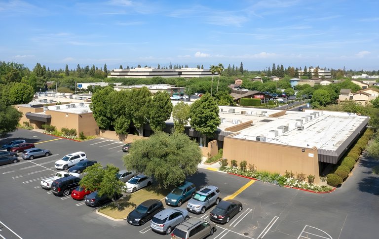 5151 N Palm Ave, Fresno, CA, For Lease, Image-3