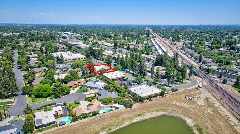 2600 W Shaw Ln, Fresno, CA, For Lease, Image-6