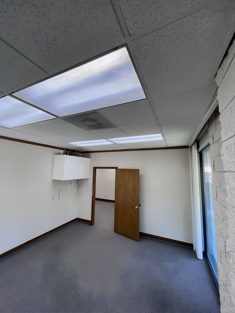 2350 W Shaw Ave, Fresno, CA, For Lease, Image-10