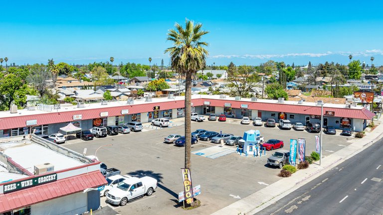 736 W Inyo Ave, Tulare, CA, For Lease, Image-1